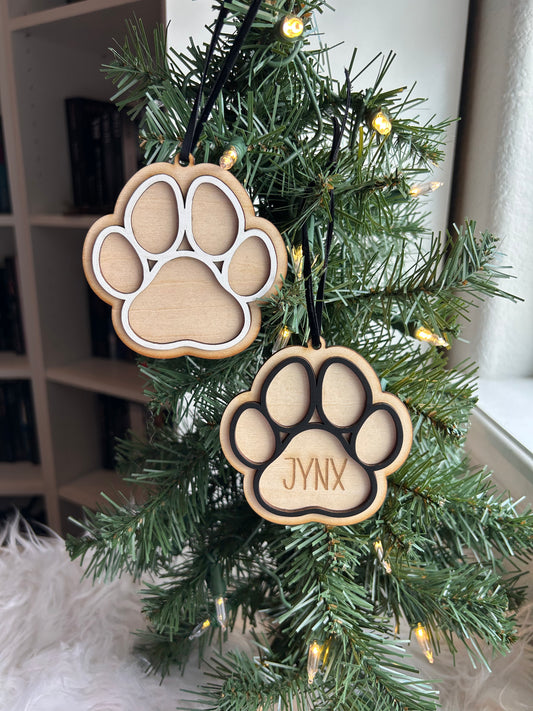Customized Engraved Wooden Paw Print Ornament | Simple Gift Ideas from Vets for Pet Owners | Add Name and Year Optional | Christmas Gifts